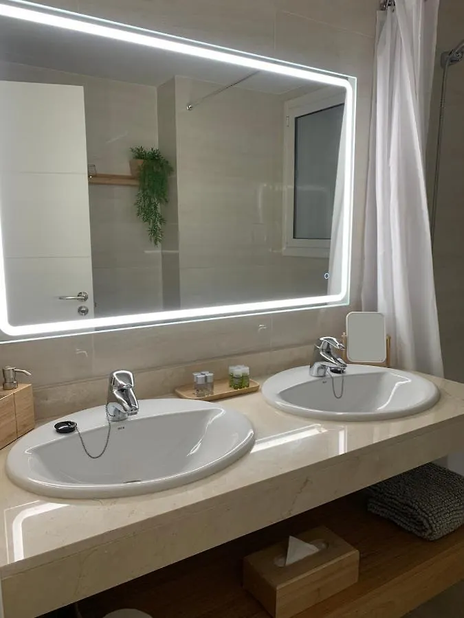 Villa View Candesol Con Jacuzzi Privado プエルト・デ・サンティアゴ 0*,  スペイン